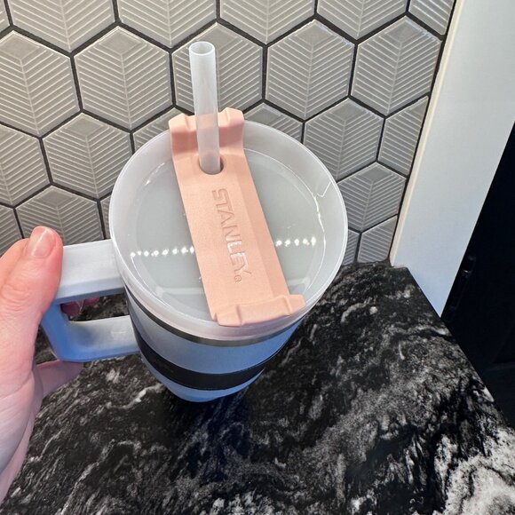 STANLEY - Cloud - Picture 3 of 3